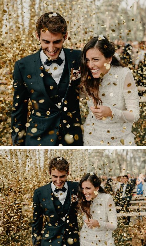 Confetti Alternatives, Barcelona Couple, Wedding Send Off Ideas, Gold Wedding Ideas, Forest Dress, Wedding Exit, Wedding Send Off, Confetti Wedding, Wedding Exits