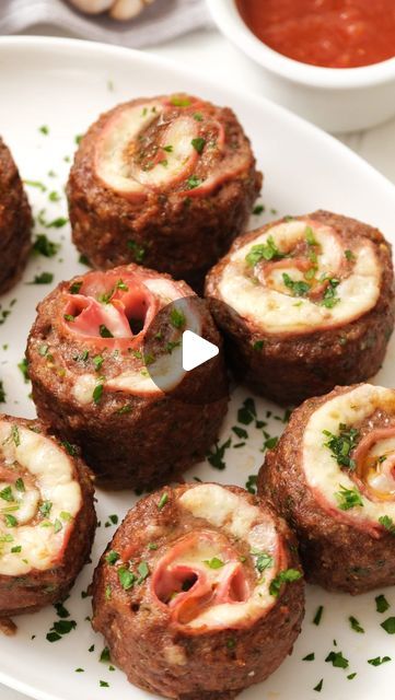 Sandy Coughlin on Instagram: "How to make BEEF PINWHEELS for holiday dinners, from @spendpennies EVERYDAY COMFORT brand new cookbook! ❤️🍁TAP recipe link in bio & get the cookbook! https://reluctantentertainer.com/beef-pinwheels/ #reluctantentertainer #beefpinwheels #pinwheels #everydaycomfort #spendwithpennies #sundaydinner #wheresthebeef" Beef Pinwheel Recipes, Beef Pinwheels, Stuffed Beef, Pinwheel Recipes, Spend With Pennies, Holiday Dinners, New Cookbooks, Sunday Dinner, Holiday Dinner