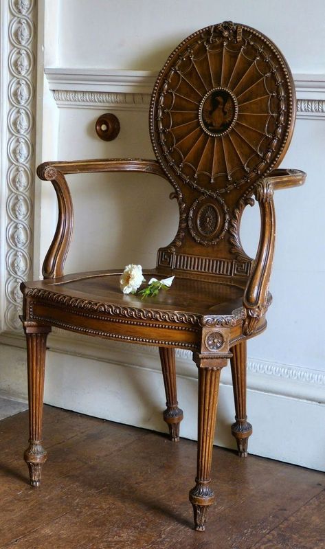 Neoclassical Interior Design, Classical Interior Design, Chinoiserie Furniture, Thomas Chippendale, Chippendale Furniture, Chippendale Chairs, Neoclassical Design, Georgian Furniture, Neoclassical Interior