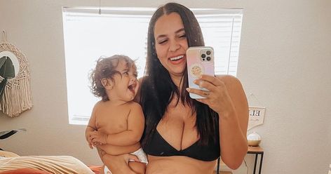 Bethanie Garcia, an influencer and mom of five, opened up about the hateful comments she received after daring to share her stomach on social media Even though social media can often provide a network of support and comfort for parents, there’s an equally awful underbelly of needlessly cruel and heartless shaming existing in tandem with […] The post Mom Of 5 Shares ‘F*cking Cruel’ Comments On A Picture Of Her Stomach appeared first on Scary Mommy. Postpartum Stomach, Mom Tummy, Hard Working Women, Toned Tummy, Scary Mommy, Love My Body, Diy Hair Care, Plus Size Brands, Tummy Tucks