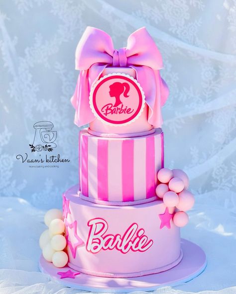 Barbie Birthday Cake 💕💕Customer’s positive feedback..... 😋😋💕 #birthdaycakes #cupcakes #buttercreamcakes #fondantcakes #customcakes #handmadetopper #cakedecor #cakedesign #sydneycake #sydneycakes #vaanskitchen #spongecake #barbiecake #barbiecakes #barbiecakes👑 #barbiebirthdaycake Barbie Bday, Barbie Party Decorations, Barbie Birthday Cake, Barbie Cake, Barbie Birthday, Barbie Party, 6th Birthday Parties, Sponge Cake, 6th Birthday