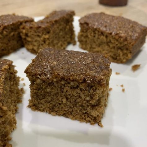 Yorkshire Parkin - The Plant based dad Parkin Recipes, Yorkshire Parkin, Cake Rack, Ice Cream Ingredients, Cake Tray, Traditional Cakes, Sweet Cake, Bonfire Night, Golden Syrup