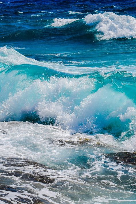 Beautiful Ocean Photography, Ocean Waves Photography, Waves Photography, Sea Nature, Image Nature, Ocean Pictures, Beach Blue, Water Photography, Types Of Photography