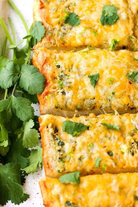 Garlic Cheese Bread Recipe, Cheesy Garlic Bread Recipe, Make Garlic Bread, Bread Dough Recipe, Cheese Bread Recipe, Homemade Garlic Bread, Garlic Cheese Bread, Garlic Bread Recipe, Cheesy Garlic Bread