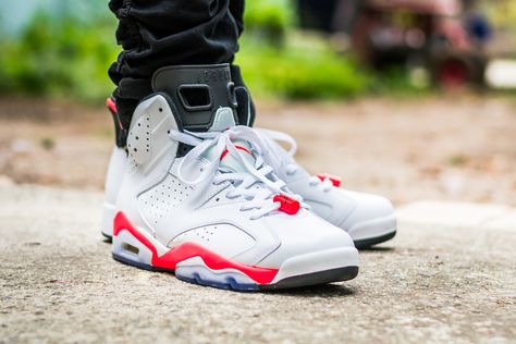 Click to see my video review of the Air Jordan 6 White / Infrared and find out where to buy a pair yourself Retro Jordans, Jordan Vi, Air Jordan Vi, Jordans Retro, Jordans For Sale, Shoes Wallpaper, Retro 6, Sneakers Jordans, Nike Air Jordan 6