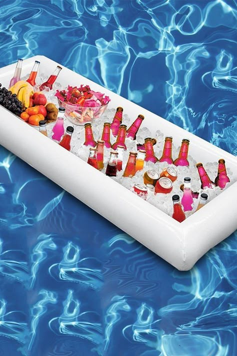 Inflatable Ice Serving Bar Summer Pool Floats, Backyards Ideas, Pool Party Adults, Cool Pool Floats, Pool Floats For Adults, Taman Air, Pool Floaties, Serving Bar, Pool Party Decorations