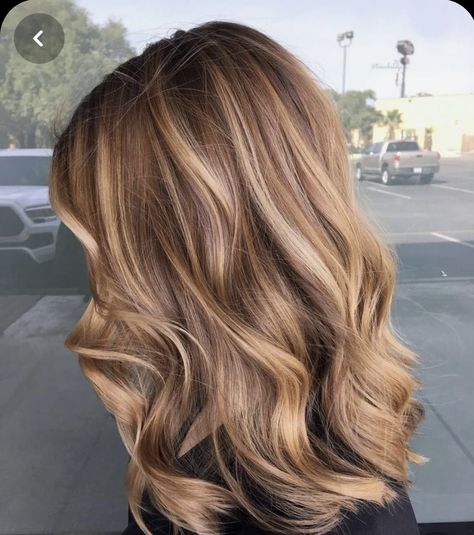 Blonde Hair Tips, Hairstyle Hacks, Caramel Blonde Hair, Warm Blonde Hair, Honey Hair Color, Blonde Hair Transformations, Strawberry Blonde Hair Color, Color Ideas For Blondes, Hair Color Ideas For Blondes