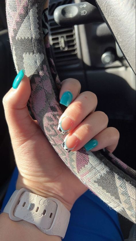 Acrylic Nail Lavender, Cute Summer Country Nails, Cow Print Nails Turquoise, Turquoise Country Nails, Simple Country Nail Ideas, Western Easter Nails, Short Square Western Nails, Light Blue Western Nails, 4h Nails Designs