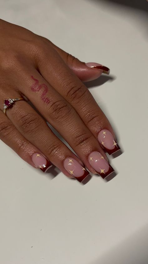 Fall Frenchies Acrylic Nails, Brown French Square Nails, Burgundy Nails Square Short, Short Nail Designs Burgundy, Burgundy French Tip Nails Square, Cute Fall Nails French Tips, Cherry Red French Tip Nails Square, Square Brown French Tip Nails, Cute Maroon Nails