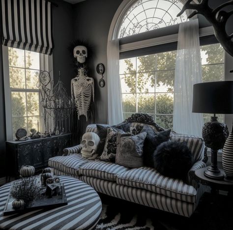 Gothic Entryway Decor, Gothic Porch, Ecclectic Decor, Gothic Home Interior, Goth Living Room, Home Haunted House, Gothic Living Room, Den Design, Haunted House Decor