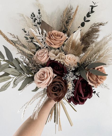 Madison Wedding, Wedding Bouquets Bride, Rustic Wedding Bouquet, Bridal Bouquet Flowers, Wedding Flower Inspiration, Future Wedding Plans, Cute Wedding Ideas, Dried Flower Bouquet, October Wedding