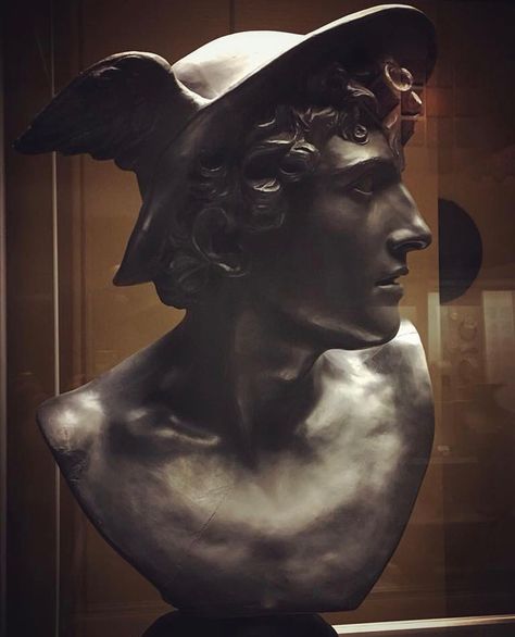 Hermes God Statue, Mercury Sculpture, Hermes Painting, Hermes Sculpture, Hermes And Apollo, Greek God Sculptures, Hermes God, John Flaxman, Hermes Aesthetic