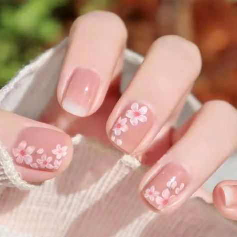 Cherry Blossom Nails, Short Fake Nails, Nagel Tips, Flower Nail Designs, Fake Nails With Glue, Stick On Nails, Nailed It, Artificial Nails, Nail Accessories