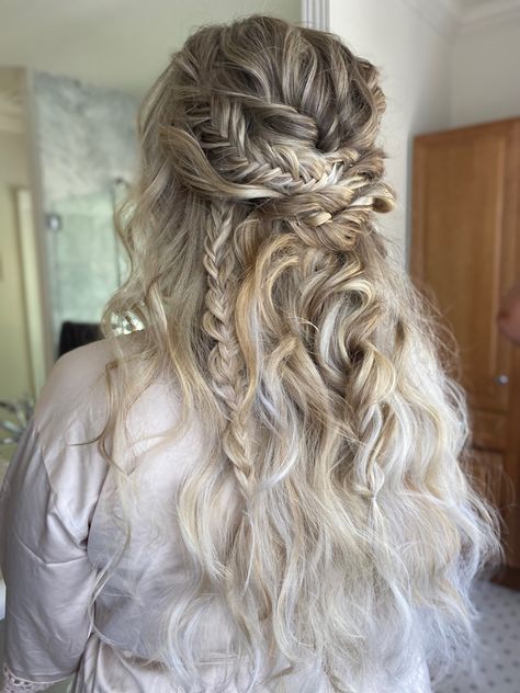 Wedding hair updo with veil