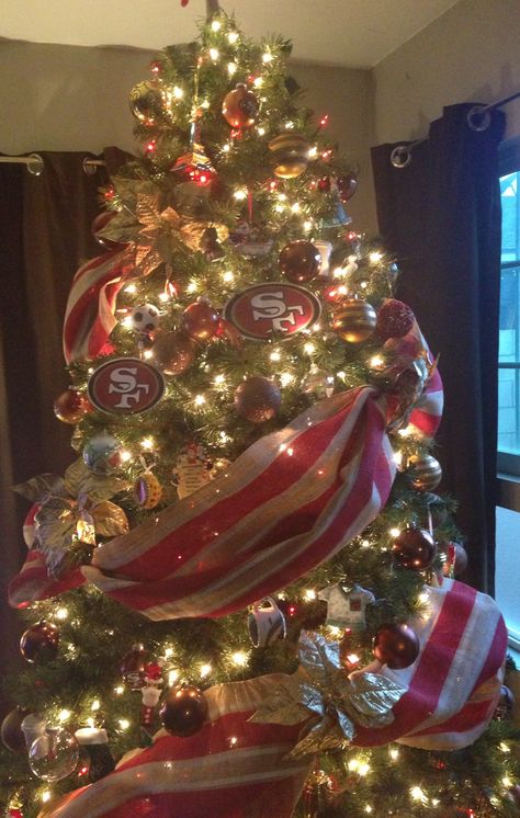 My Niner Xmas tree 49er Christmas Tree, 49er Christmas Tree Ideas, 49ers Christmas Tree Ideas, 49ers Christmas Tree, 49ers Christmas, Thanksgiving Clothing, Diy Christmas Tree Skirt, Christmas Tress, Thanksgiving Clothes