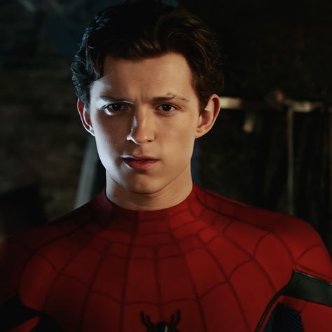 Crush Animation, Spiderman Pfp, Peter Park, Haircut Reference, Peter Parker Icon, Peter Spiderman, Tom Peters, Marvel Phases, Tom Holland Peter Parker