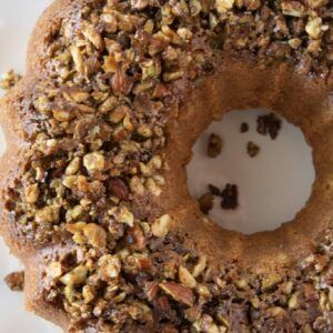 Baklava Bundt Cake Recipe - Practically Homemade Easy Baklava, Practically Homemade, Bundt Recipes, Cake Mix Desserts, Bundt Cake Recipe, Cinnamon Cake, Bundt Cakes Recipes, Sweet Pastries, Cake Mix Recipes