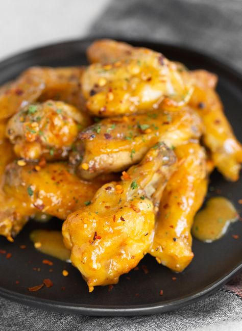 These air fryer honey mustard chicken wings turn out perfect every single time! Super crunchy and tossed in a homemade slightly spicy honey mustard sauce. You'll love these flavorful chicken wings! Air Fryer Honey Mustard Chicken, Hawaiian Pasta, Honey Mustard Wings, Boneless Wing Recipes, Spicy Honey Mustard, Honey Mustard Chicken Wings, Tailgate Party Food, Honey Mustard Glaze, Homemade Honey Mustard