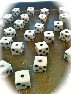 sugar cube dice... for bunco cupcakes! Bunco Cake Ideas, Bunko Party, It Birthday Party, Monopoly Theme, Bunco Food, Bunco Dice, Bunco Ideas, Bunco Themes, Night Dessert