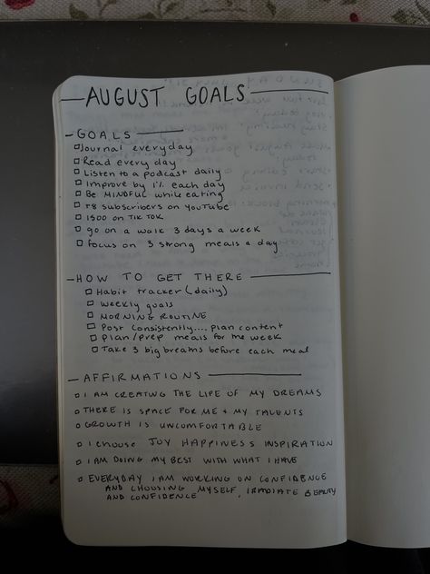 Morning Journal Ideas Writing Prompts, Daily Goals Journal, Journal Morning Routine, Journaling Morning Routine, Journal Prompts Goals, Future Goals Journal, Goals Examples Ideas, How To Manifest On August 8, August Manifestation