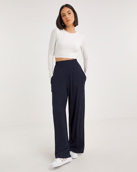 Navy Jersey Elasticated Waist Wide Leg Trouser | Simply Be Jersey Trousers Outfit, Casual Airport Outfit, Cream Wide Leg Trousers, Plane Outfit, Jersey Trousers, Classic Capsule Wardrobe, Trouser Outfit, Comfort Women, Trouser Style