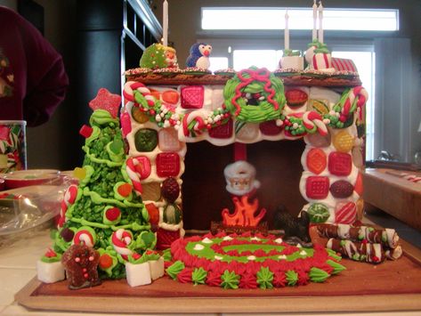 gingerbread house fireplace Gingerbread Fireplace, House Fireplace, Cracker House, Ginger House, Gingerbread House Designs, Gingerbread House Decorations, Gingerbread Decorations, Mini Doll House, Candy Decorations