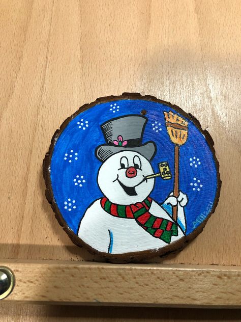 Frosty The Snowman Painting, Frosty The Snowman Crafts, Xmas Paintings, Cat And Human, Wood Wreaths, Winter Christmas Scenes, Bulb Ornaments, Wood Wreath, Frosty The Snowman