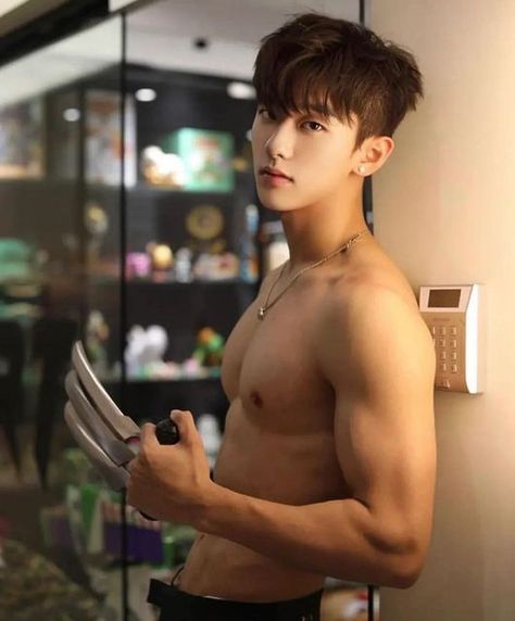 Ulzzang Lee on Instagram: "Comment your favorite emoji 😘❤️‍🔥 Follow @skboysofficial . . . Follow me for more pics 💕😘😘" Asian Male Model, Men Abs, Cute White Guys, Handsome Asian Men, Hot Asian Men, Male Fitness Models, Asian Guys, Six Pack