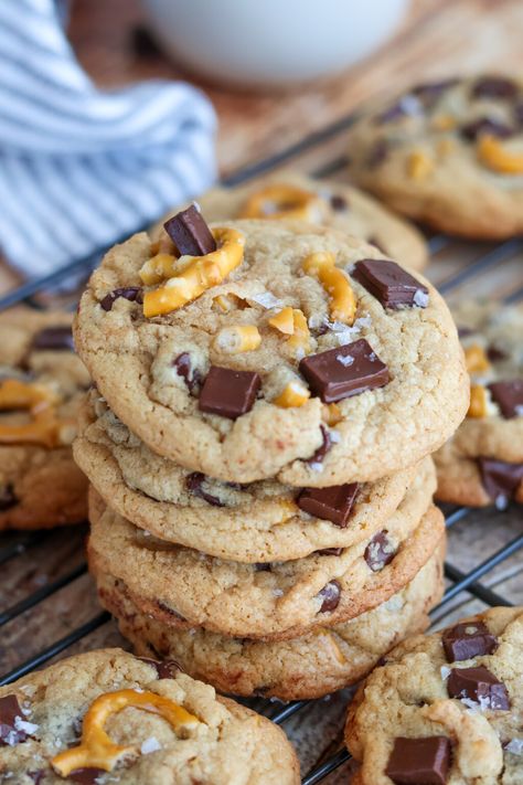 Pretzel Chocolate Chip Cookies - Golden Grace Kitchen Strawberry Pretzel Cookies, Marry Me Shrimp, Chocolate Chip Pretzel Cookies, Pretzel Chocolate Chip Cookies, Chocolate Chip Pretzel, Pretzel Chocolate, Gluten Free Cookie Dough, Italian Rainbow Cookies, Coconut Chocolate Chip Cookies