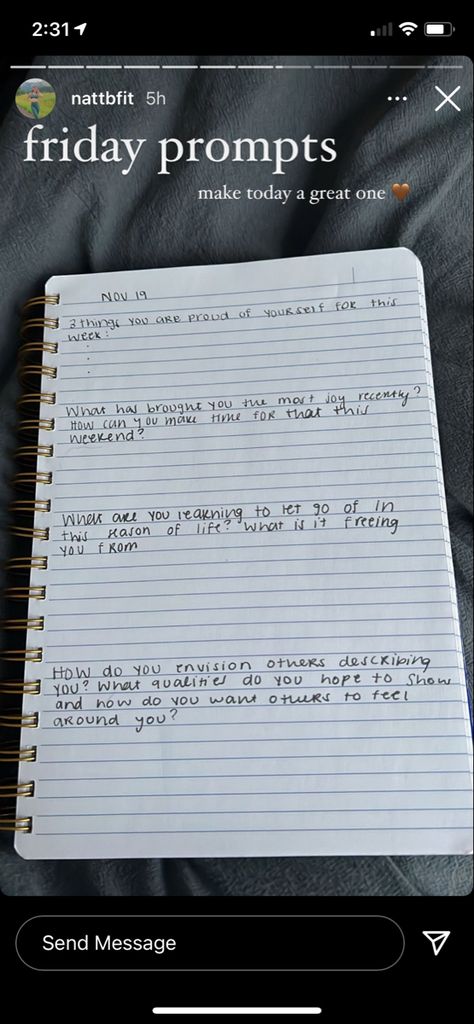 Friday Journal Prompts, Friday Prompts, Friday Journal, Uh Huh, Brain Dump, Daily Journal, Describe Yourself, Good Habits, Proud Of You