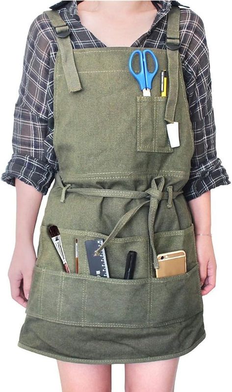 Amazon.com: VONLUXE Artist Canvas Apron with Pockets Painting Apron Adjustable Shoulder Strap/Waist Ties Painter Aprons Mothers Day Gift for Women Mom Art Gardening Apron Adjustable : Home & Kitchen Sew Basket, Basket Apron, Mom Cave, Artist Smock, Apron Ideas, Branded Aprons, Yard Diy, Painting Apron, Vintage Aprons