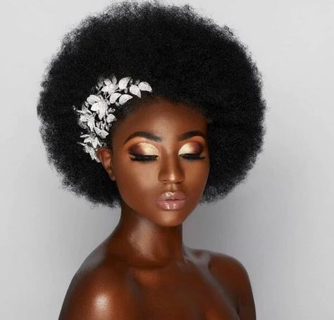 Afro Wedding Hairstyles, Black Brides Hairstyles, Natural Hair Wedding, Short Hair Bride, Black Wedding Hairstyles, Natural Wedding Hairstyles, Natural Hair Bride, Wedding Hairstyles Bride, Curl Hair