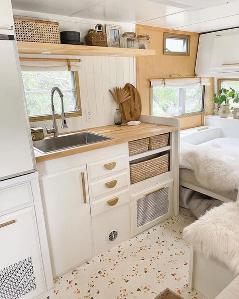 Caravan Renovation Diy, Camper Table, Caravan Living, Small Caravans, Caravan Home, Caravan Decor, Rv Interior Remodel, Camper Interior Design, Tiny House Camper