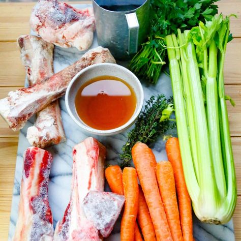 Make an easy Bone Broth Recipe for Dogs with human grade ingredients like beef marrow bones, celery, carrots, thyme & parsley. Ready in just Bone Broth Recipe For Dogs, Easy Bone Broth, Dutch Oven Chili, Beef Marrow, Homemade Beef Broth, Beef Marrow Bones, Leftover Turkey Soup, Homemade Bone Broth, Beef Gelatin