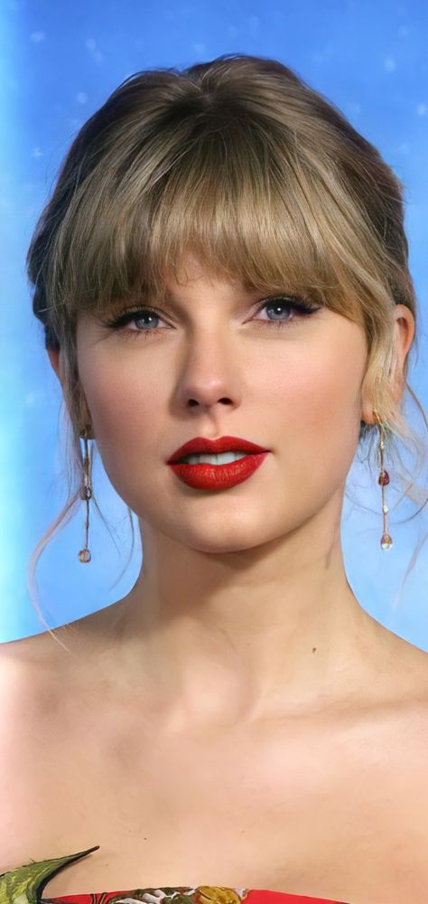 Taylor Swift Reference Photo For Drawing, Images Of Taylor Swift, Taylor Swift Up Close, Taylor Swift Face Shape, Taylor Swift Portrait Reference, Taylor Swift Art Reference, Taler Swift Pictures, Taylor Swift Reference For Drawing, Taylor Swift Front Face