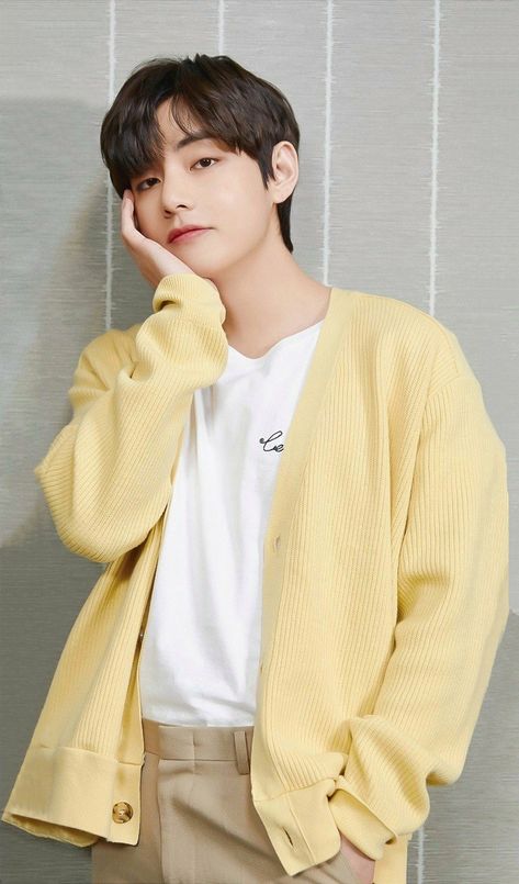 Kang Ho Song, Taehyung Photoshoot, Kim Taehyung Wallpaper, Bts Korea, V Taehyung, Bts Jin, Bts Boys, Foto Bts, Bts Photo