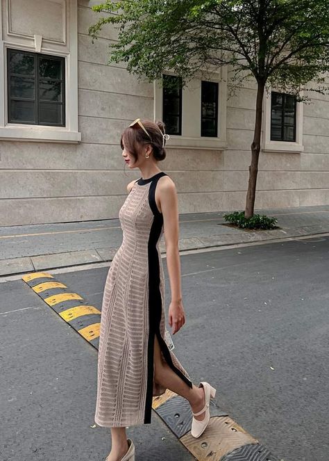 Korean Summer Fashion Aesthetic, Long Fitted Dress Casual, Vintage Style Dresses Casual, Elegance Dress, Elegant Dresses Classy, Casual Day Outfits, Classy Fashion, Summer Fashion Dresses, Classy Women