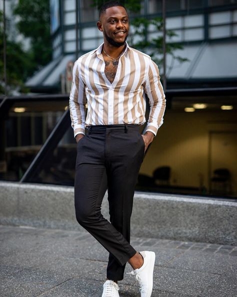 MENS FASHION GUIDE on Instagram: “READ: Learning color combination and choosing the right fitted clothes will get through your wardrobe most of times. Picking the right…” Classy Style Men Casual, Dark Skin Men Fashion Outfits, Black Men Casual Outfits, Black Men Casual Style, Fitted Clothes, Outfit Homme, Staple Wardrobe, Formal Men Outfit, Classy Outfits Men