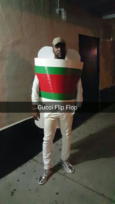 Halloween Core, Funny Group Halloween Costumes, Gucci Flip Flops, Celebrity Costumes, Teen Friends, Spooky Szn, Costumes For Teens, Funny Costumes, Group Halloween Costumes