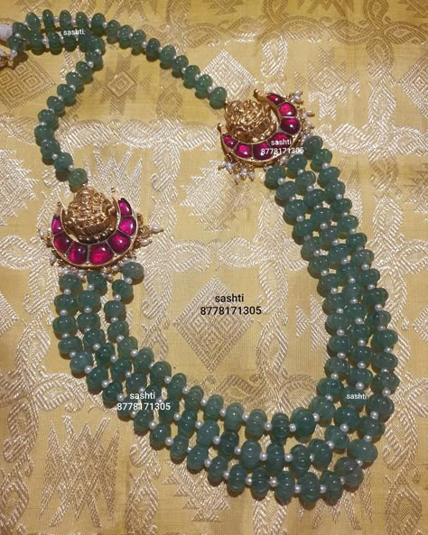 Layered beads Temple Necklace ~ South India Jewels Beads Silver Jewellery, Pearls And Beads Necklace, Gold Beads Designs, Beads Necklace Designs Indian, Indian Beads Jewellery Design, Rubies Jewelry Necklaces Beads, Ruby Beads Jewellery Indian, Ruby Beads Necklace Designs, Crystal Beads Necklace Design