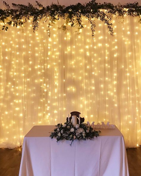 Curtain Lights Wedding, Fairy Lights Curtain, Christmas Tree Bedroom, Wedding Fairy Lights, Fairy Lights On Wall, Rustic Sweetheart Table, Lights For Christmas Tree, Fairy Light Backdrops, 2024 Classroom