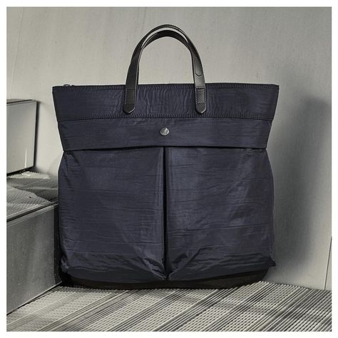 Mismo | Bags & Backpacks on Instagram: “The M/S Helmet Bag is a refined take on its iconic U.S.A.F. namesake. Originally designed to hold the helmet of air force pilots, our…” Pilot Decor, Cheap International Flights, Helmet Bag, Air Force Pilot, Bag Business, Private Jet, Pilots, Bags Backpacks, M S