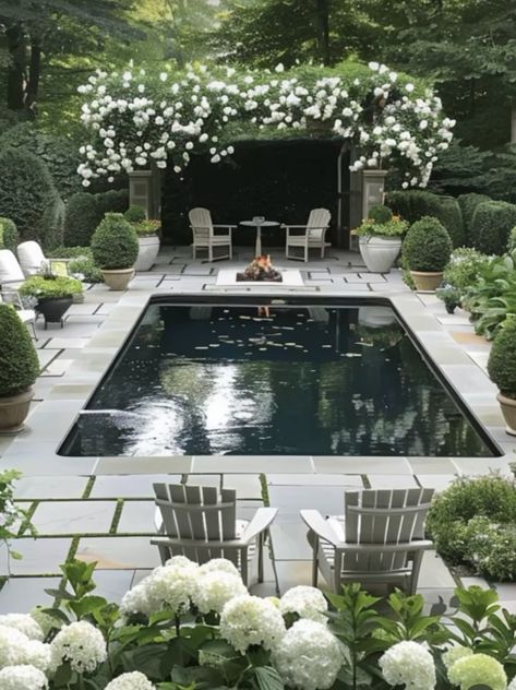 Old Money Interior Design, Hamptons Pool, Old Money Interior, Pool Landscape Design, Cozy Backyard, Backyard Pool Landscaping, Up House, Backyard Living, Small Backyard Pools