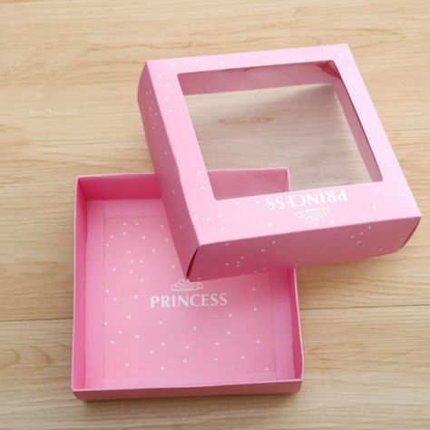 Hair Bow Gift Box Ideas, Scrunchie Box Packaging, Bow Packaging Ideas, Hair Bow Packaging, Packaging Diy Box, Hair Clip Packaging, Hair Clip Design, Hair Accessories Packaging, Suit Display