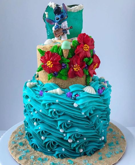 Lilo and Stitch buttercream cake Pastel Stitch, Stitch Cakes, Lilo And Stitch Cake, Mint Choco, Stitch Party, Marshmallow Buttercream, Stitch Cake, Stitch Birthday, Fondant Cake Designs