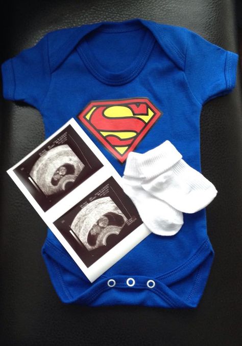 Pregnancy Announcement Superman Facebook Superman Nursery, Rainbow Baby Announcement, Superman Baby, Gender Reveal Photos, Family Ideas, Ideas Pictures, Baby Family, Rainbow Baby