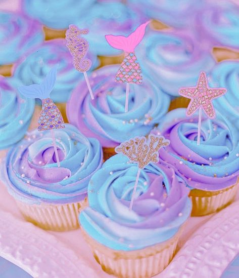 Mermaid Barbie Birthday Party Cake, Mermaid Cupcakes Ideas, Mermaid Theme Cupcakes, Mermaid Birthday Cupcakes, Ariel Cupcakes, Pastel Mermaid Party, Cupcake Mermaid, Soft Photography, Little Mermaid Cupcakes