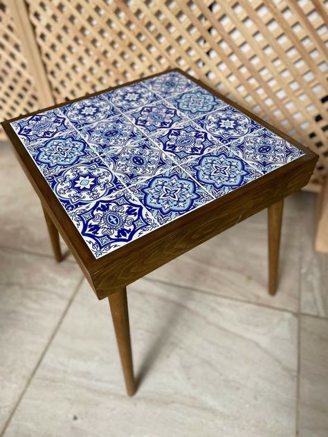 Mexican Tile Table, Tiled Table, Tiled Coffee Table, Tile Table, Mexican Home Decor, Bedroom Wall Designs, Tile Crafts, Mexican Tile, Diy Tile