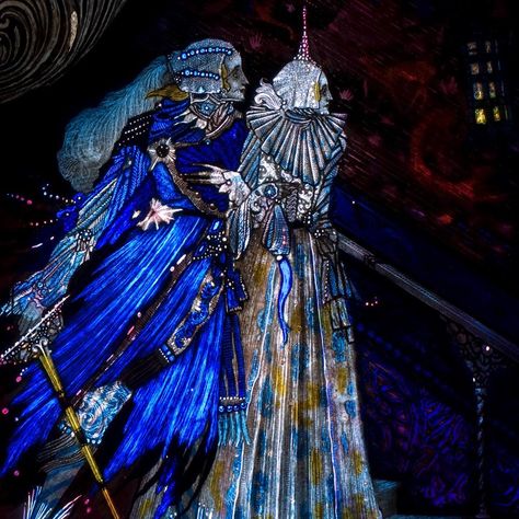 Stained glass by  Harry Clarke  https://www.facebook.com/thehughlane/photos/a.142685499153995/2132323436856848/?type=3&theater Eve Of St Agnes, Painting History, Henry Clarke, Harry Clarke, Edmund Dulac, Walter Crane, St Agnes, Irish Art, Stained Glass Designs