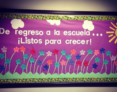 0 Likes, 1 Comments - Monica Barajas (@laclasebilingue) on Instagram: “Some of my previous welcome back bulletin boards! As you can see, the Fadeless paper from…” Dual Language Bulletin Board Ideas, Bulletin Board Ideas In Spanish, Spanish Bulletin Boards Back To School, Bilingual Bulletin Boards Dual Language, Spanish Bulletin Board Ideas High Schools, Dual Language Bulletin Boards, Bilingual Bulletin Boards, Spanish Bulletin Board Ideas, Welcome Back Bulletin Boards